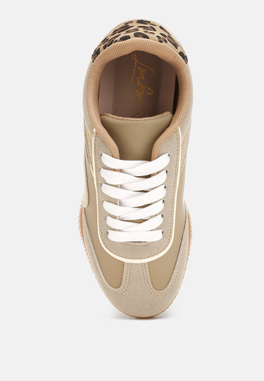 Zuccia Comfortable Lace-Up Sneakers