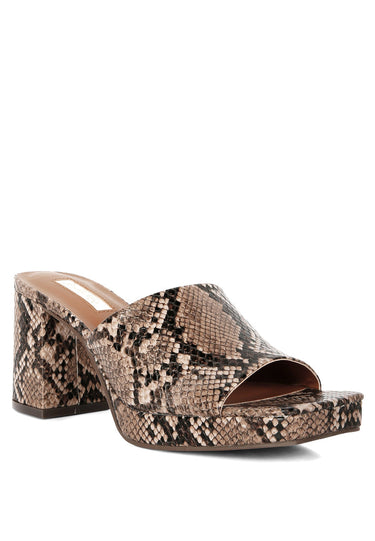 Artemisa Block Heel Slip on Sandals